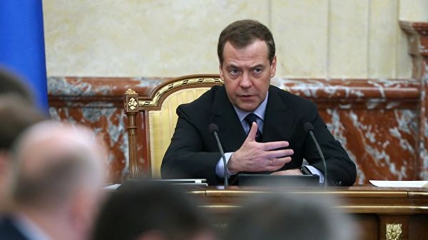 Медведев призвал создать единую систему учёта отходов