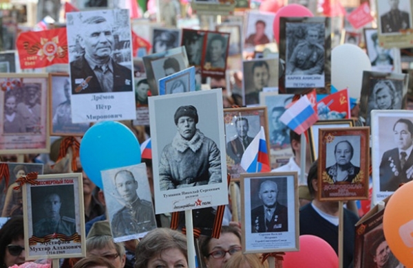 Кремль следит за отказами в проведении «Бессмертного полка»