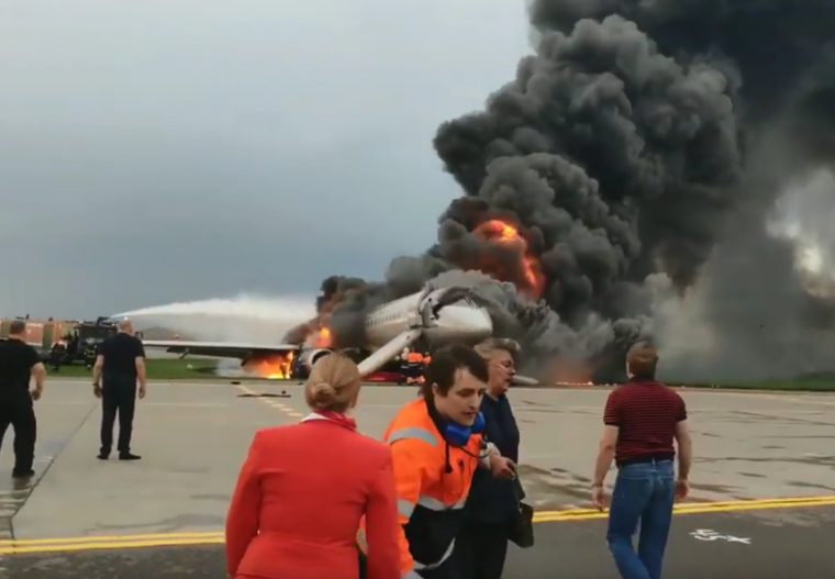 Появилось новое видео авиакатастрофы в Шереметьеве