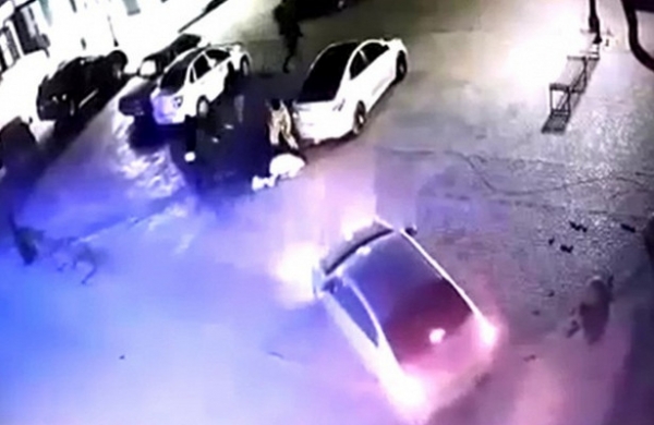 На видео попала расправа над мужчиной, расстрелянным у бара в Оренбургской области