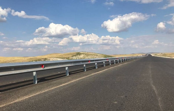 Встречные полосы на дорогах Кубани разделят повсеместные барьерные ограждения