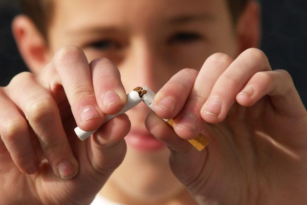 Пять проверенных способов узнать, что ваш ребенок курит