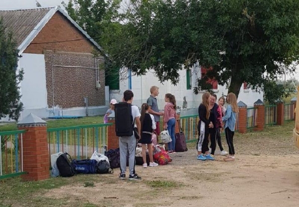 В Краснодарском крае из-за непогоды эвакуировали 250 детей из двух лагерей