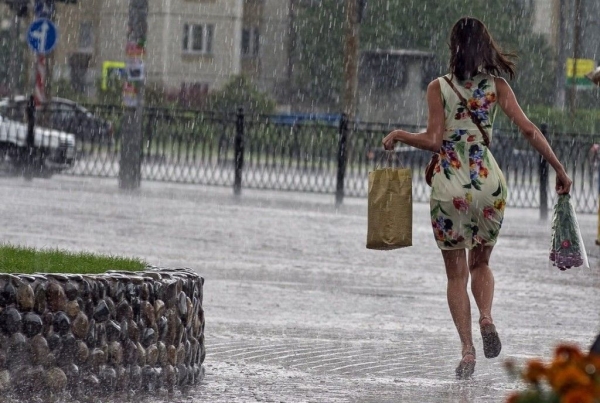 В Краснодарский край вернутся сильные дожди с градом