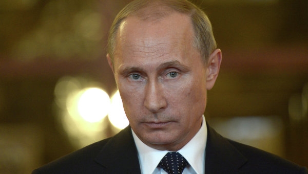 Путин поручил сохранить уникальный Байкал