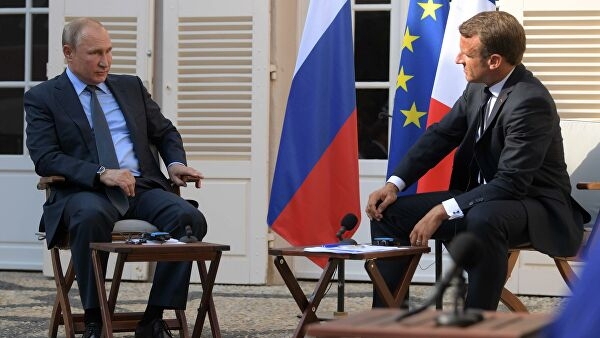 «Не обратили»: Кремль о «сливе» разговора Путина и Макрона