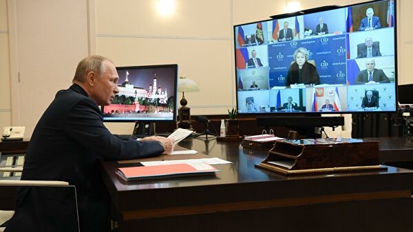 Песков рассказал о потребности Путина в живом общении