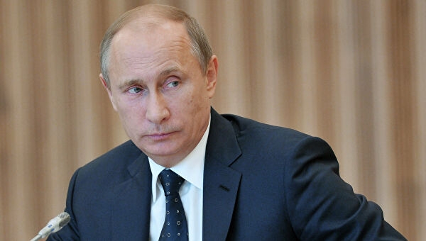 Путин: необходимо обратить внимание на доходы россиян