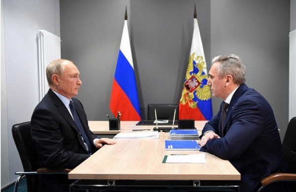 Губернатор Моор опроверг спор с Путиным о зарплатах