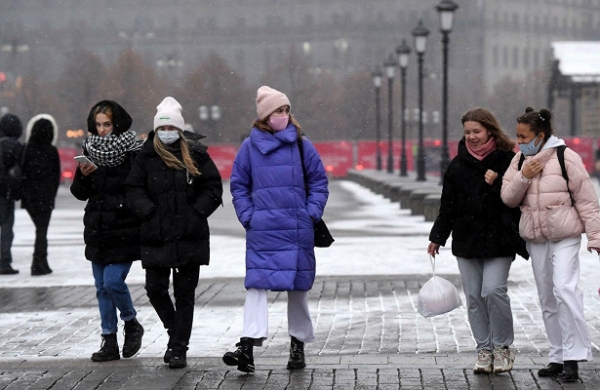 Власти Москвы допустили возможность новой волны коронавируса в городе