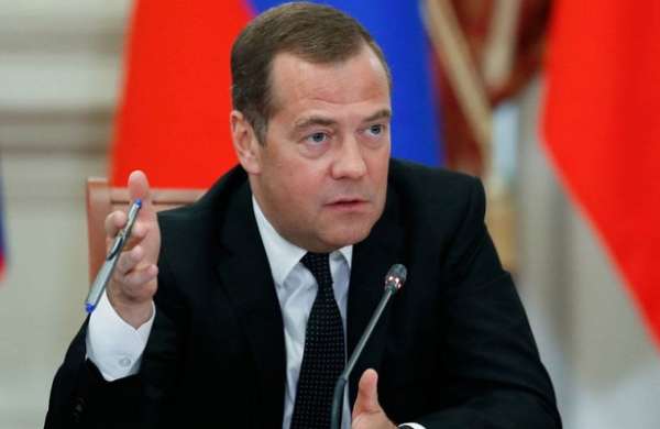 Медведев счел продление ДСНВ важным достижением РФ и США
