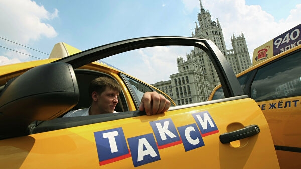 Москвичи стали чаще пользоваться услугами такси