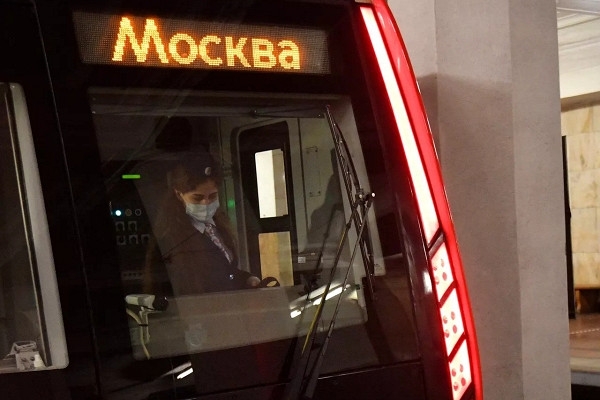 Собянин пообещал обновление парка общественного транспорта