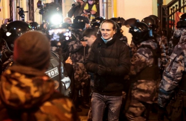 Явлинский написал статью про Навального и протесты