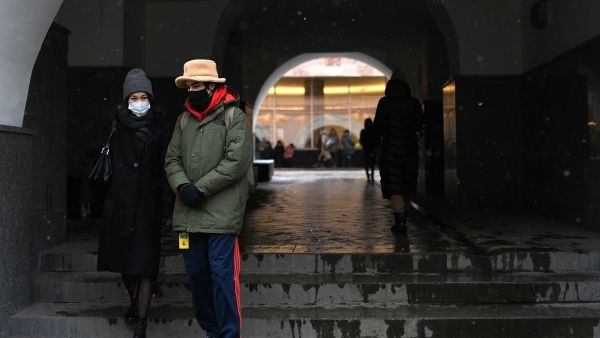 Власти Москвы напомнили об огранчениях по коронавирусу