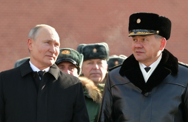 В Кремле объяснили появление Путина без шапки в мороз