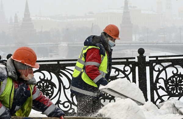 Руководитель Департамента строительства Москвы заявил о нехватке 20 тысяч рабочих