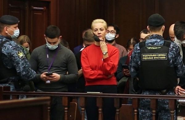 Зюганов заявил, что Навальная обслуживает чужие разведки