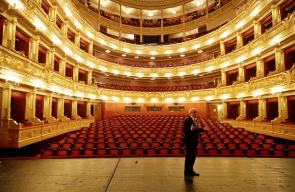 В столице открылась посвященная Венской опере фотовыставка