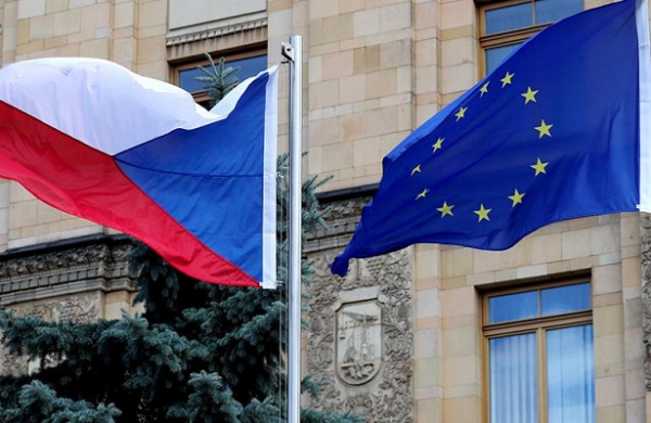 Чехия призвала ЕС вернуться к обсуждению санкций против РФ