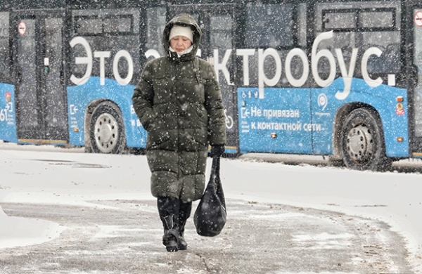 Синоптики предупредили о снеге и гололеде в Москве 20 марта