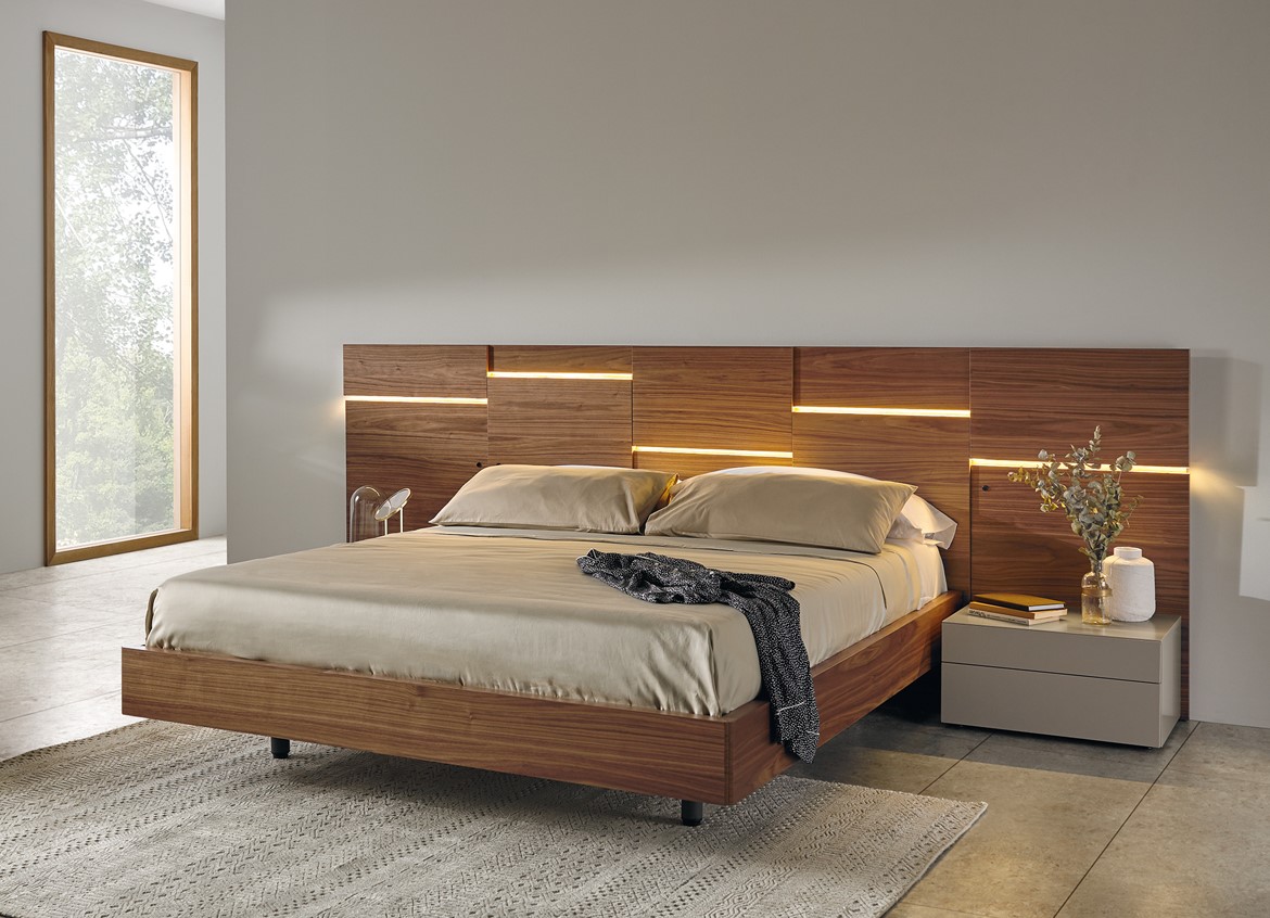 Уход за мебелью из шпона