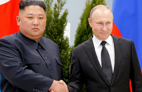Ким Чен Ын поздравил Путина с Днем России